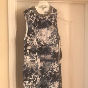 BRAND NEW Dress with front slit